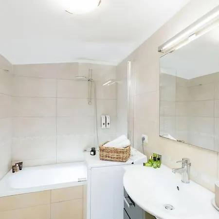 Apartment Big Flat In The Heart Of Trastevere 4 Bedrooms 3 Bath *