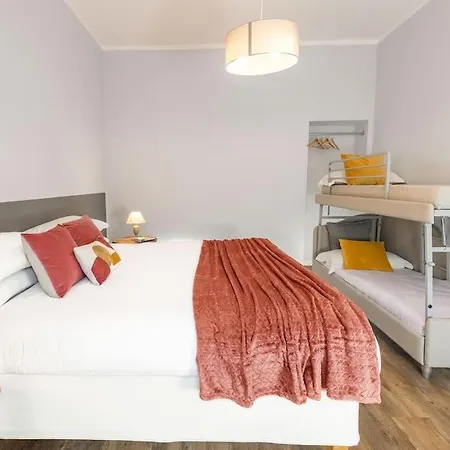 Big Flat In The Heart Of Trastevere 4 Bedrooms 3 Bath Apartment Rome