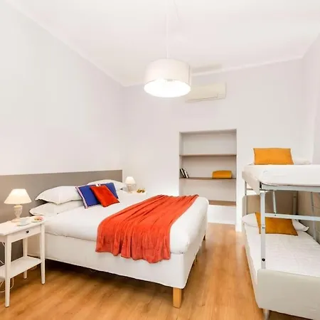 Big Flat In The Heart Of Trastevere 4 Bedrooms 3 Bath