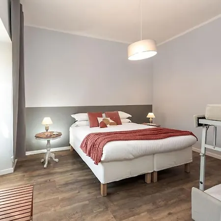 Apartment Big Flat In The Heart Of Trastevere 4 Bedrooms 3 Bath